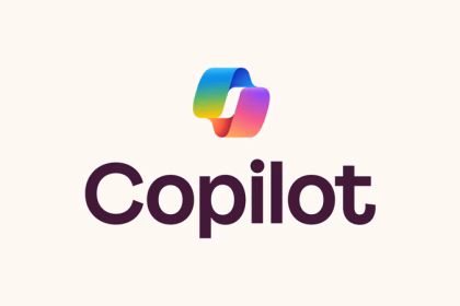 Microsoft Copilot logosu: renkli simge ve altında “Copilot” yazısı, açık arka plan üzerinde.