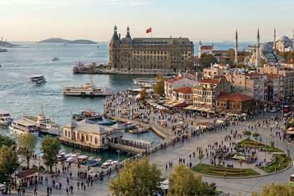 48 Saat İstanbul: Beyoğlu ve Kadıköy Arasında 8 Kültür Durağı