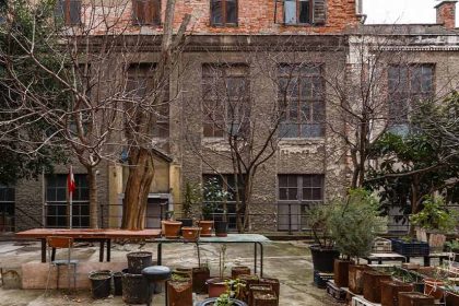 Yuvakimyon Rum Kız Lisesi avlusu, tarihi bina cephesi ve Balat atmosferiyle kültür-sanat etkinlik mekânı