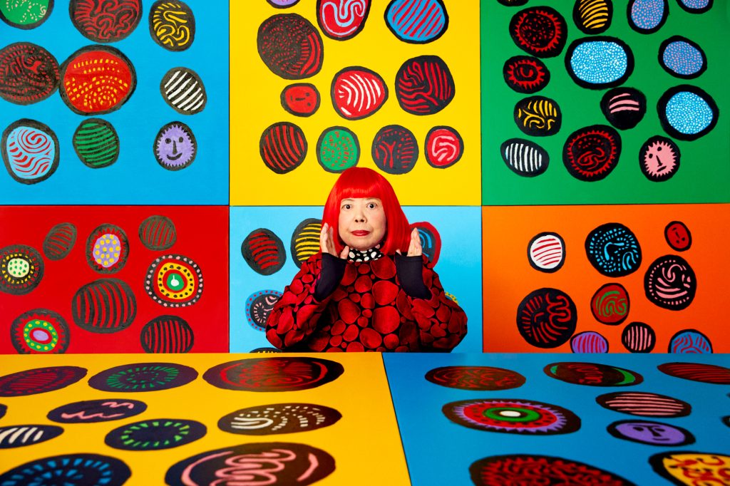 Yayoi Kusama Kimdir? Noktalar, Aynalar ve Sonsuzluk Yayoi Kusama Kimdir? Noktalar, Aynalar ve Sonsuzluk